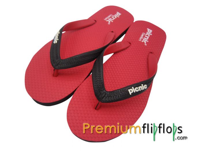 “ Formula Red，Jet Black”Picnic舒适天然橡胶人字拖鞋