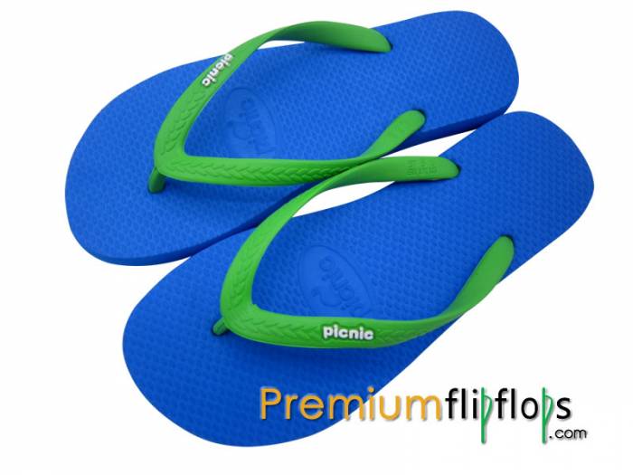 Chanclas Clásicas De Caucho Natural Azul Profundo Picnic Logo Repujado - Relaxing Green