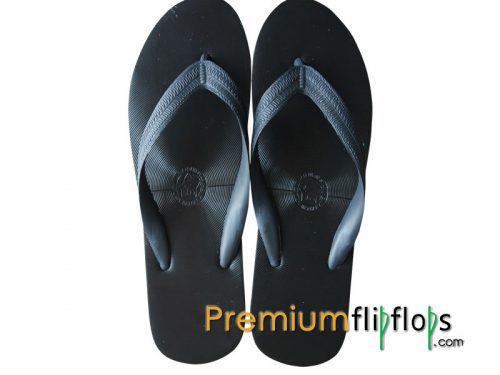 Men Authenticate Rubber Slippers