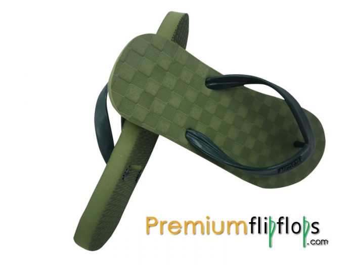 Tongs En Caoutchouc Naturel Et Eva À Motif Carré Supérieur M8 Travaillées À La Main – Image 2