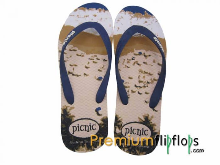 Sand And Beach Picnic Screen Print Natural Rubber Slippers -Birch And Navy - Image 3
