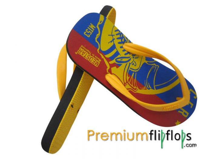 Sepatu Boot Lapangan Sepakbola Medstar Mt-53 Karet Alam Dan Sandal Jepit Eva - Gambar 2