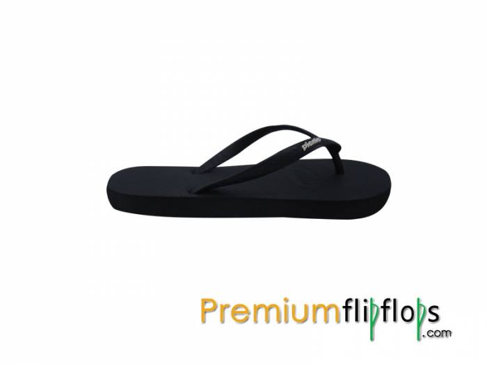 Logo Picnic Jet Hitam Timbul Slick Series Sandal Jepit Karet Alam - Hitam Berdebu - Gambar 4