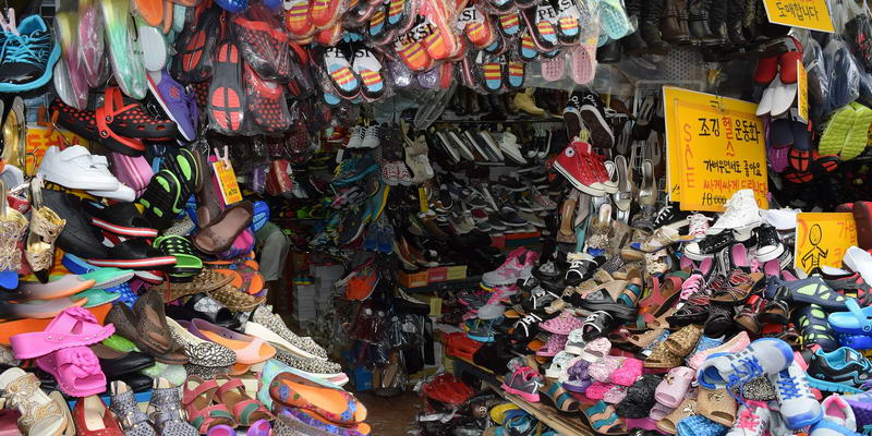 Rubber Slippers Footwear Market